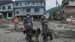 喜马拉雅山洪至少633人遇难，救援队加紧搜寻约3000名失踪人员